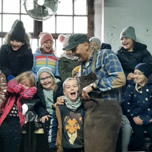 Wycieczka klas I – III do Starej Chaty u Kowala w Kluczewie