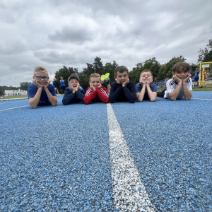 Reprezentacja naszej szkoły - Mistrzostwa rejonu leszczyńskiego w trójboju LA