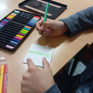 "Wiosenne warsztaty" uczniów i rodziców z pedagogiem specjalnym i nauczycielami współorganizującymi proces kształcenia. 