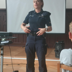 Spotkanie z przedstawicielką rawickiej policji  panią Beatą Jarczewską fot.2