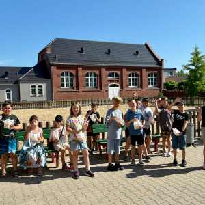 Nasi uczniowie podczas festynu "Żegnaj szkoło na wesoło!" fot.11