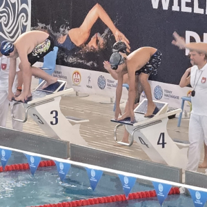 Rywalizacja podczas finał wojewódzki w pływaniu drużynowym w ramach Igrzysk Dzieci na Termach Maltańskich w Poznaniu - fot.3