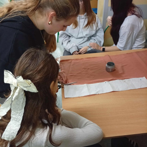 Uczniowie podczas zajęć w naszej świetlicy - fot. 3