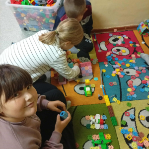 Uczniowie podczas zajęć w naszej świetlicy - fot. 5