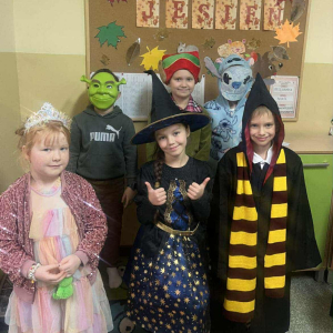 Uczniowie podczas zajęć w naszej świetlicy - fot. 1