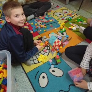 Uczniowie podczas zajęć w naszej świetlicy - fot. 6