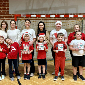 Mikołajkowe zajęcia sportowe dla uczniów klas 1-3 Fot. 2