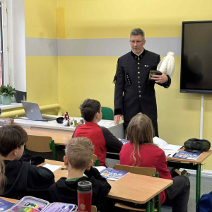 Wizyta pana Dominika Chociaja, górnika z grupy PGNiG - absolwenta naszej szkoły - fot. 3