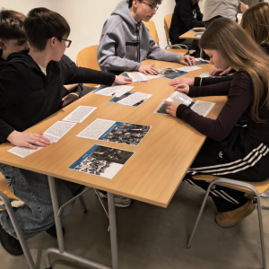  Warsztaty dla młodzieży "Zrozumieć Auschwitz"