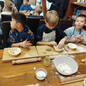 Warsztaty piernikowe w Pakosławiu Pasiece Smakulskich – fot. 60