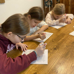 Warsztaty piernikowe w Pakosławiu Pasiece Smakulskich – fot. 1