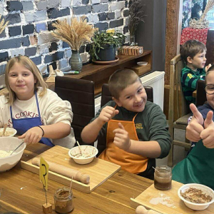 Warsztaty piernikowe w Pakosławiu Pasiece Smakulskich – fot. 48