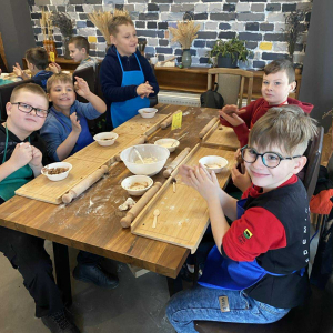 Warsztaty piernikowe w Pakosławiu Pasiece Smakulskich – fot. 13