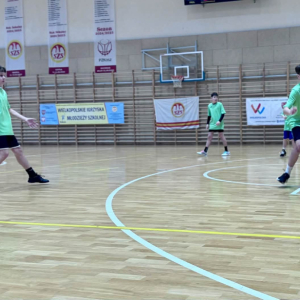 Turniej koszykówki chłopców w SP 4  - fot. 3