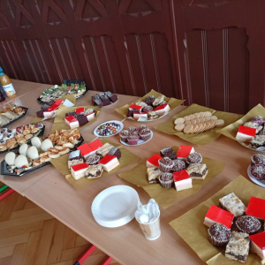 Odwiedziny podopiecznych Środowiskowego Domu Samopomocy w murach naszej szkoły - fot. 13