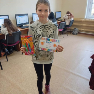 Uczniowie wyróżnieni w  konkursie "Zakładka do książki" - fot. 3