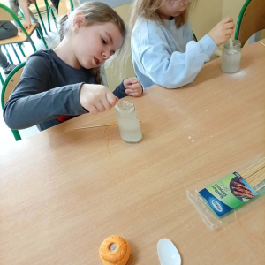 Eksperymenty w szkolnej świetlicy - fot. 9