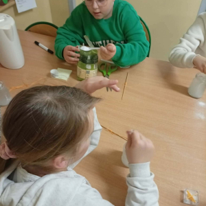 Eksperymenty w szkolnej świetlicy - fot. 5