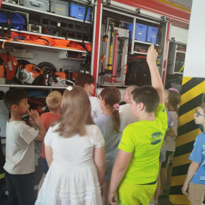 Wizyta uczniów klas I – III Straży Pożarnej w Rawiczu – fot. 4