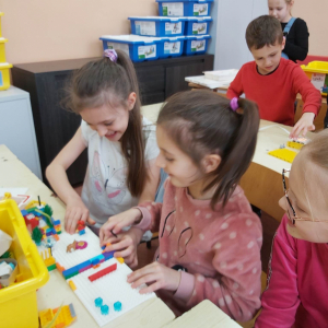 Tworzenie projektu z klocków LEGO Education SPIKEn